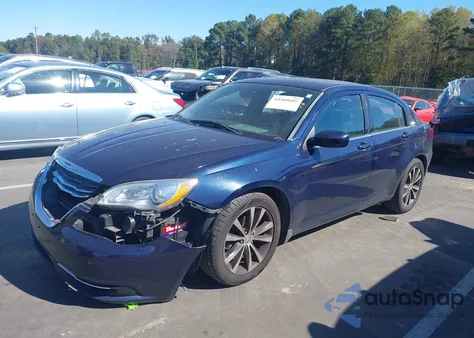 2014 Chrysler 200 Lx z USA, uszkodzony, nr VIN 1C3CCBAB7EN142604